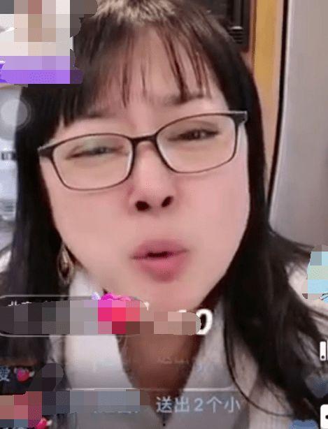 嘴哥娱乐直播吃瓜视频下载,揭秘吃瓜视频背后的精彩瞬间  第3张