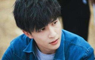 娱乐圈吃瓜薛之谦,吃瓜群众眼中的甜蜜与争议 第2张 娱乐圈吃瓜薛之谦,吃瓜群众眼中的甜蜜与争议 第2张